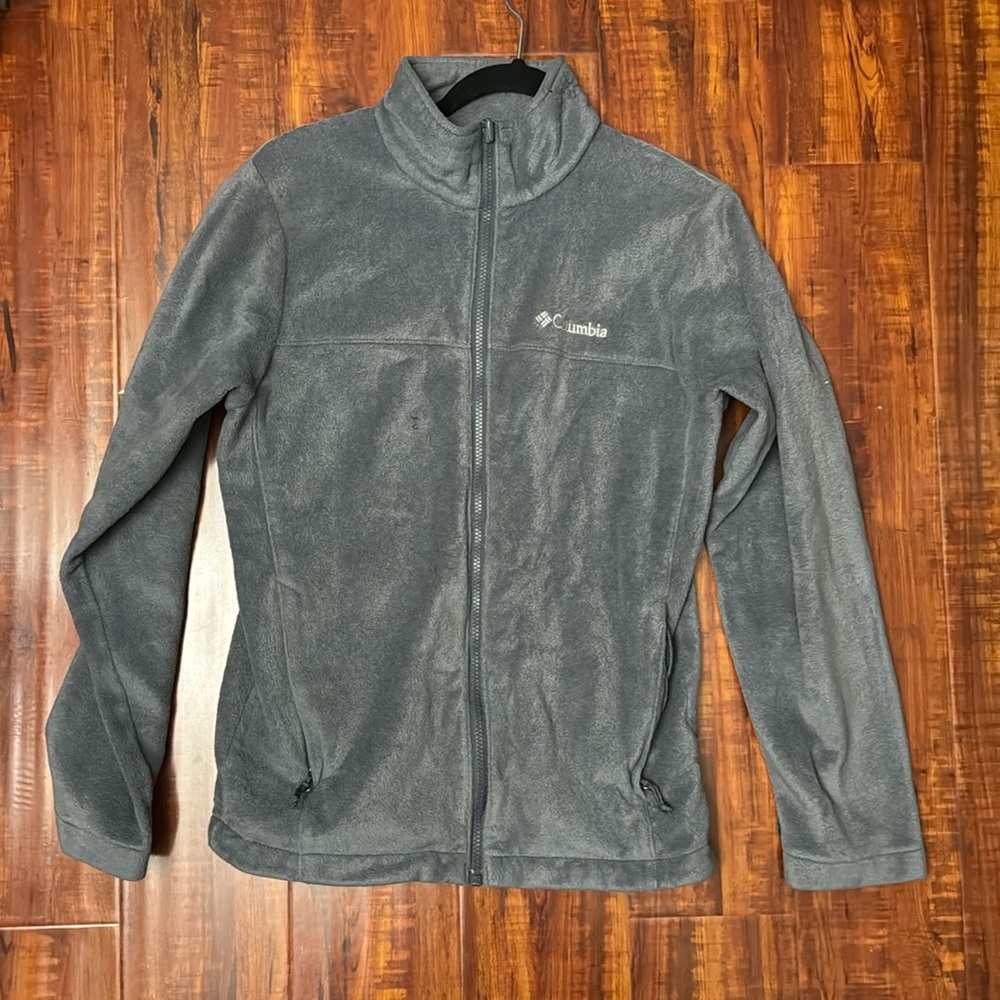 Columbia Vintage Fleece | Gray | Used Like New | Small